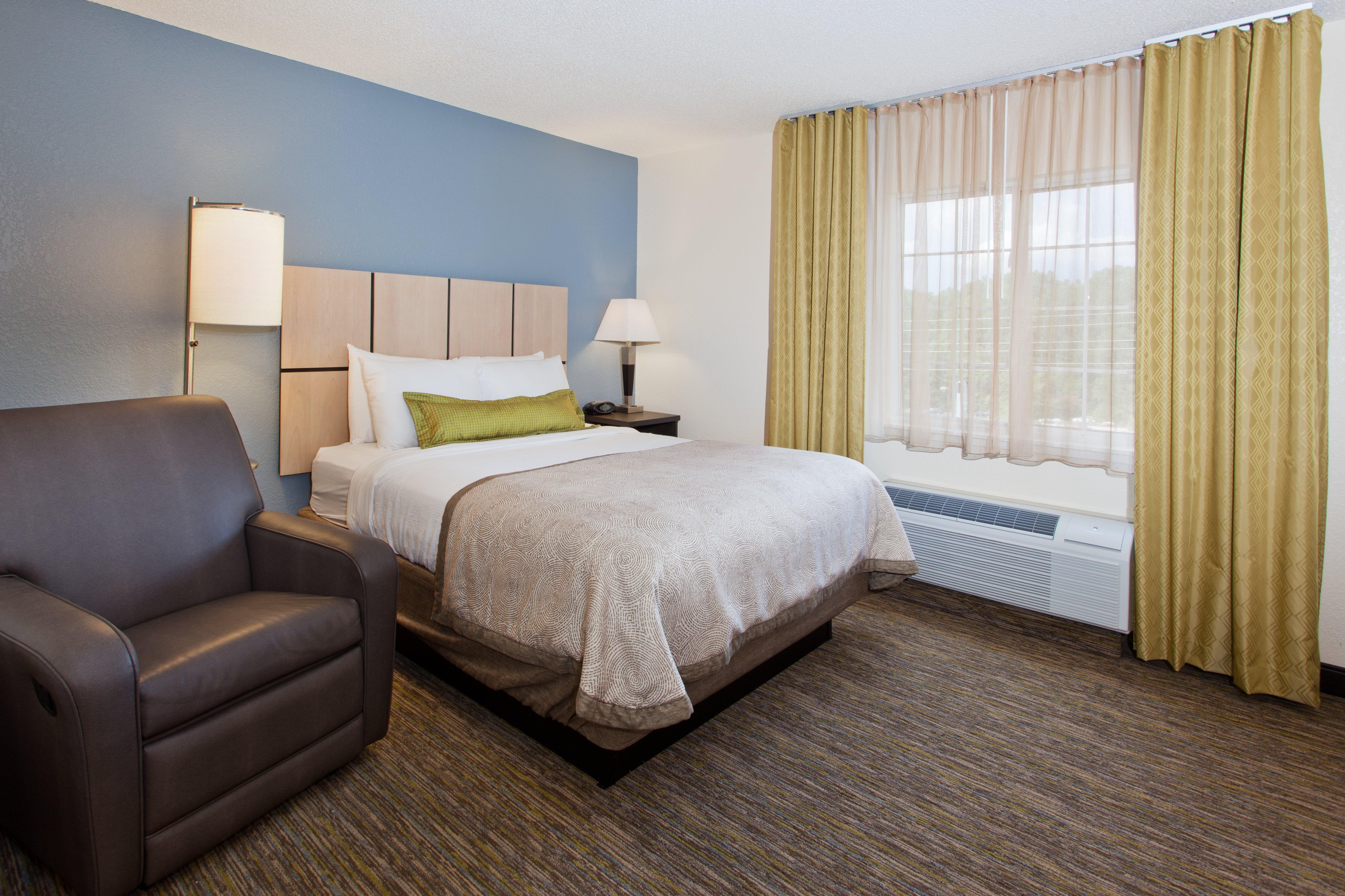 Sonesta Simply Suites Huntsville Extérieur photo