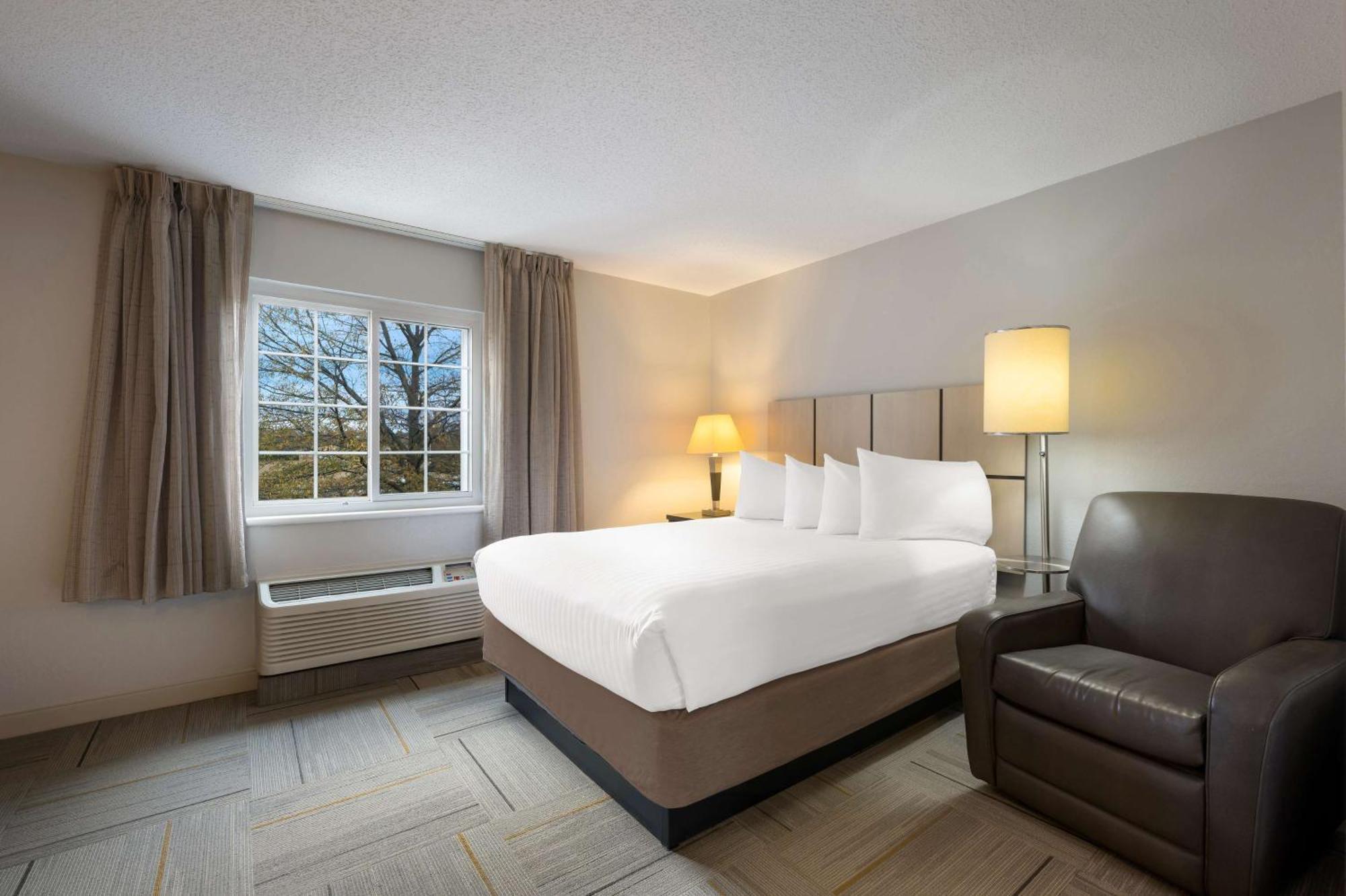 Sonesta Simply Suites Huntsville Extérieur photo