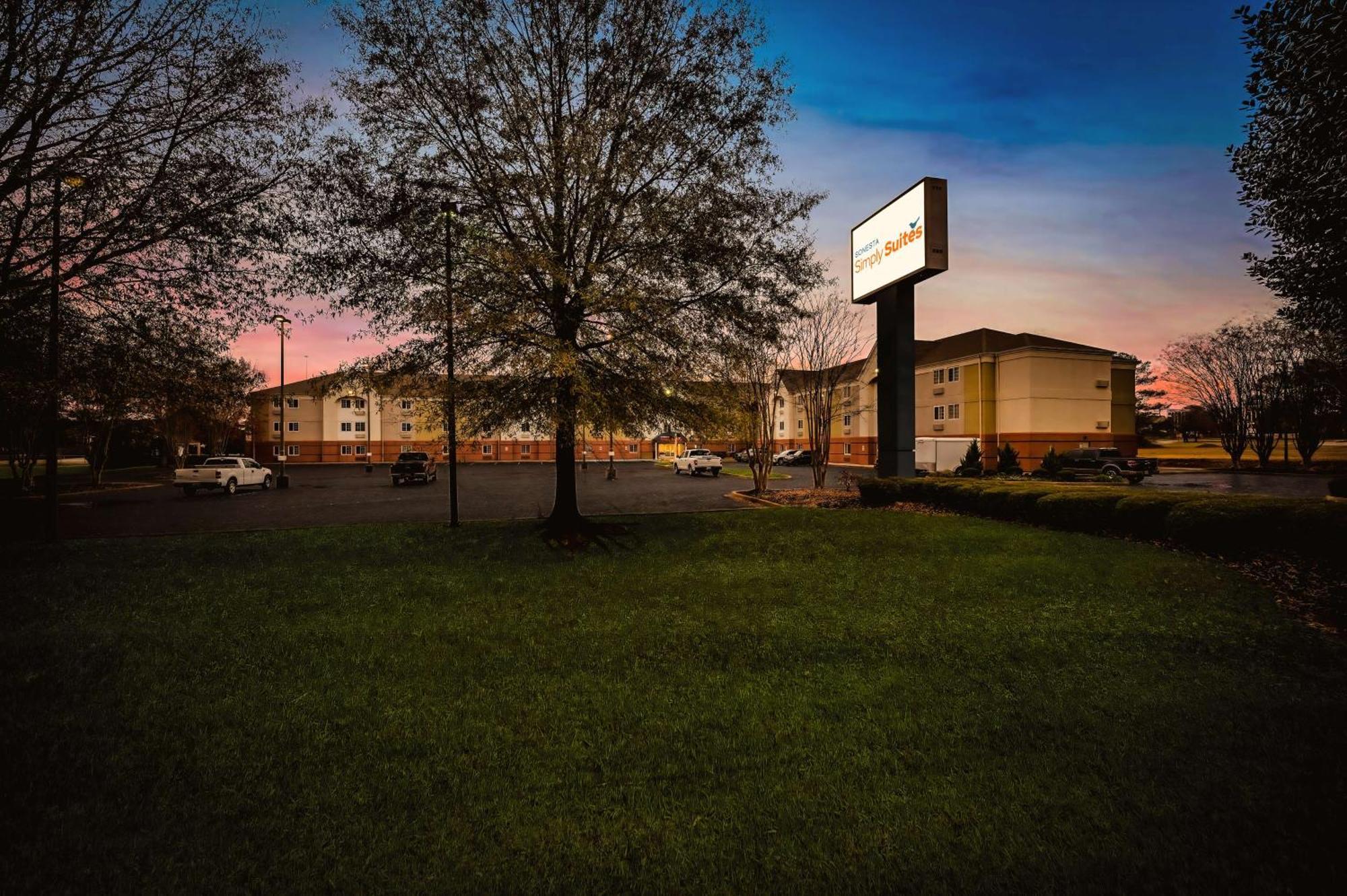 Sonesta Simply Suites Huntsville Extérieur photo