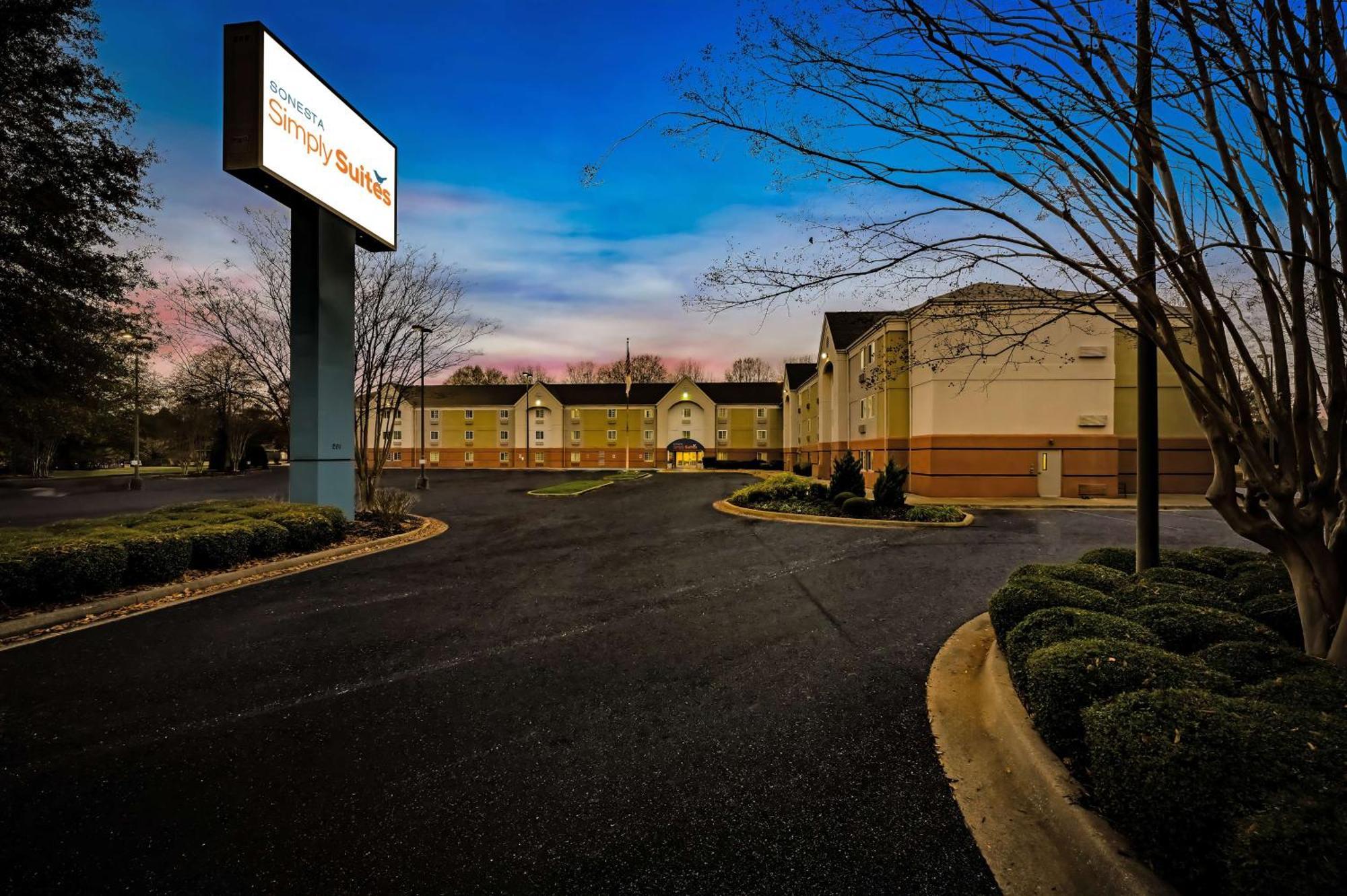 Sonesta Simply Suites Huntsville Extérieur photo