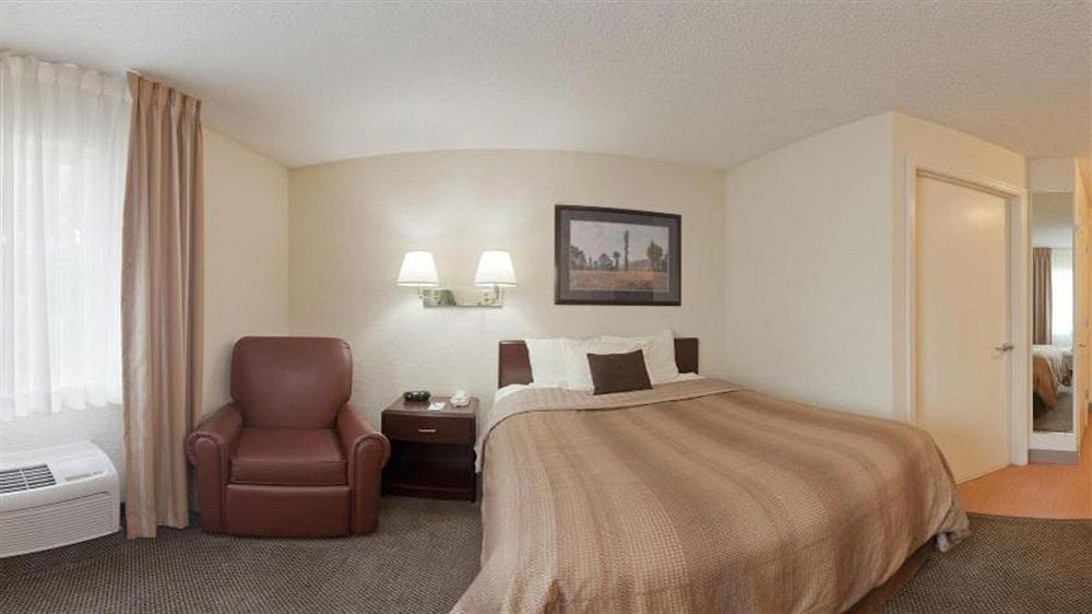 Sonesta Simply Suites Huntsville Extérieur photo